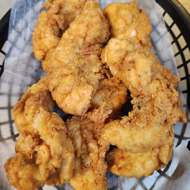Charley Biggs Tenders and Sauce.